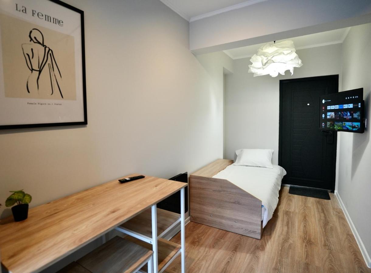Lily'S Studio 2 By Bulgarentals - Central Sofia Luaran gambar